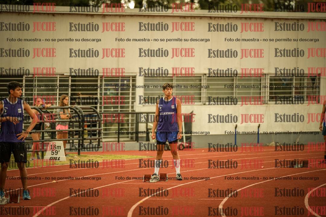 Fotos de los 400 m con vallas de varones