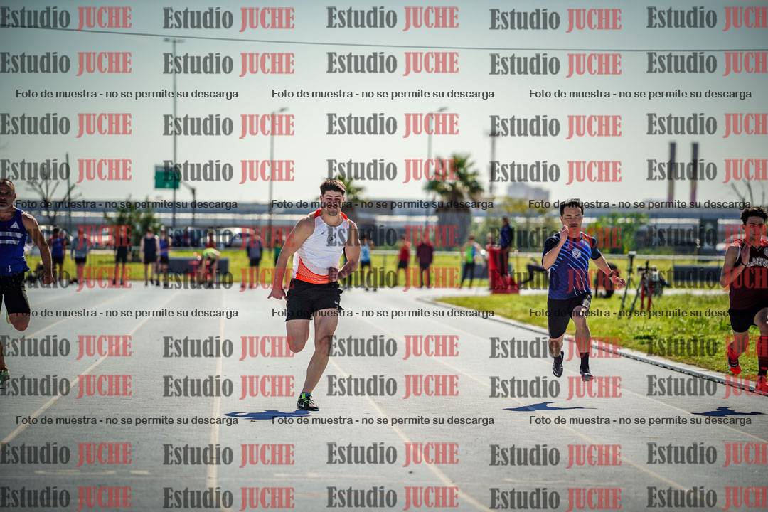 Fotos de los 100 m llanos de varones