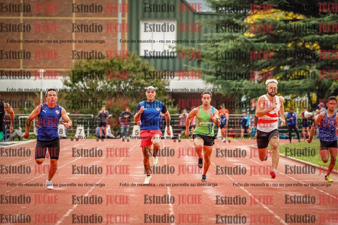 Fotos de los 100 m llanos de varones