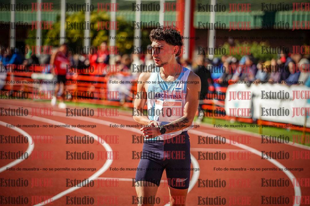 Fotos de los 800 m llanos de varones