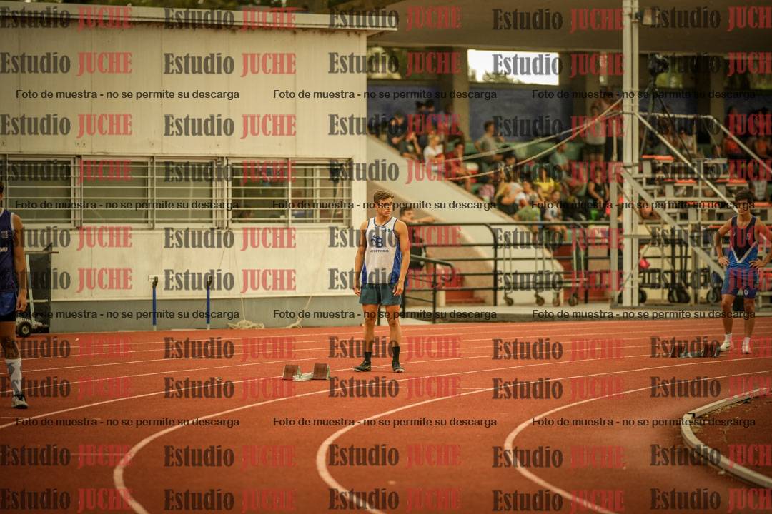 Fotos de los 400 m con vallas de varones