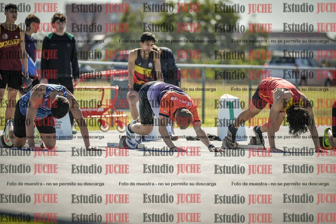 Fotos de los 100 m llanos de varones