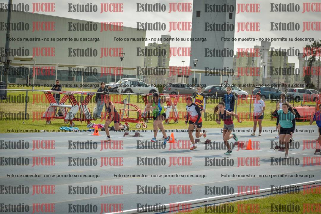 Fotos de los 80 m llanos de mujeres