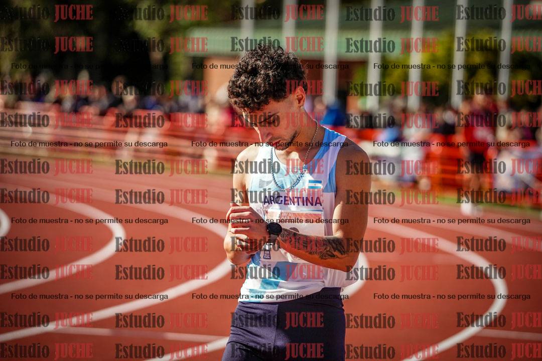 Fotos de los 800 m llanos de varones