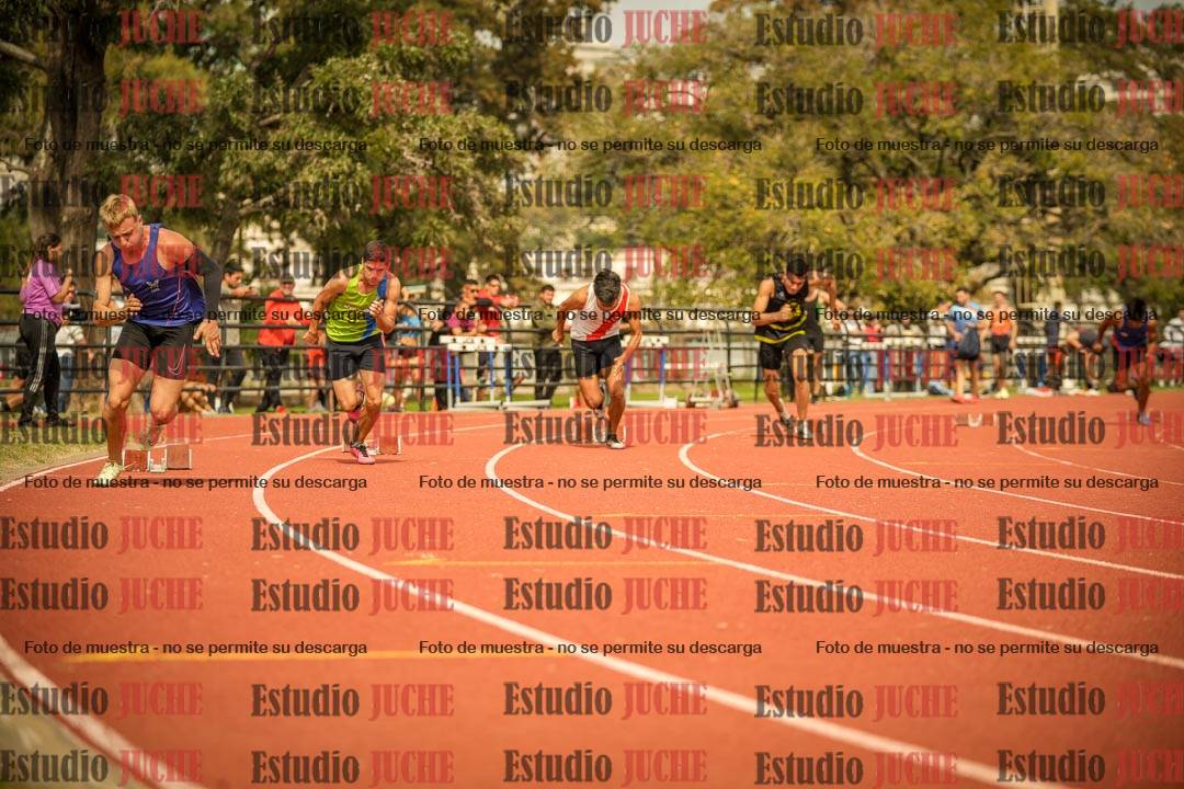 Fotos de los 200 m llanos de varones