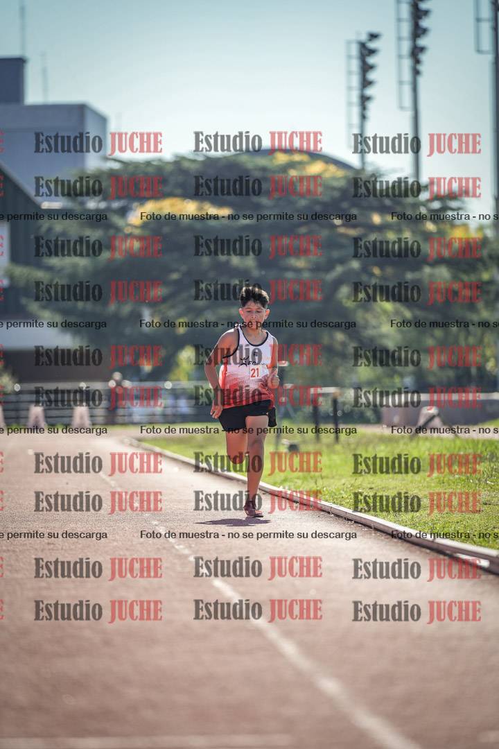 Fotos de los 2400 m llanos de varones
