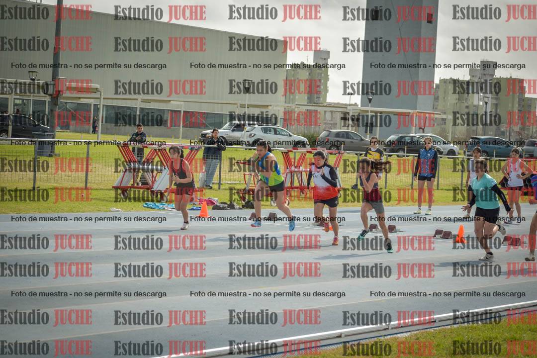 Fotos de los 80 m llanos de mujeres
