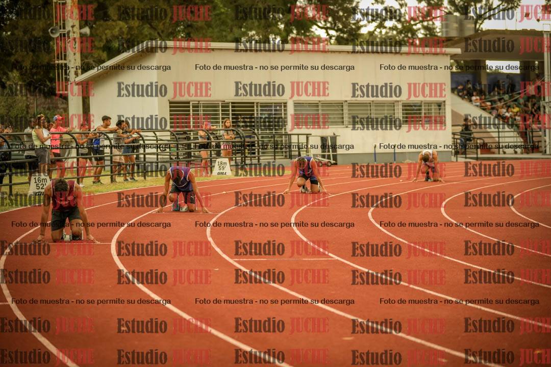 Fotos de los 400 m con vallas de varones