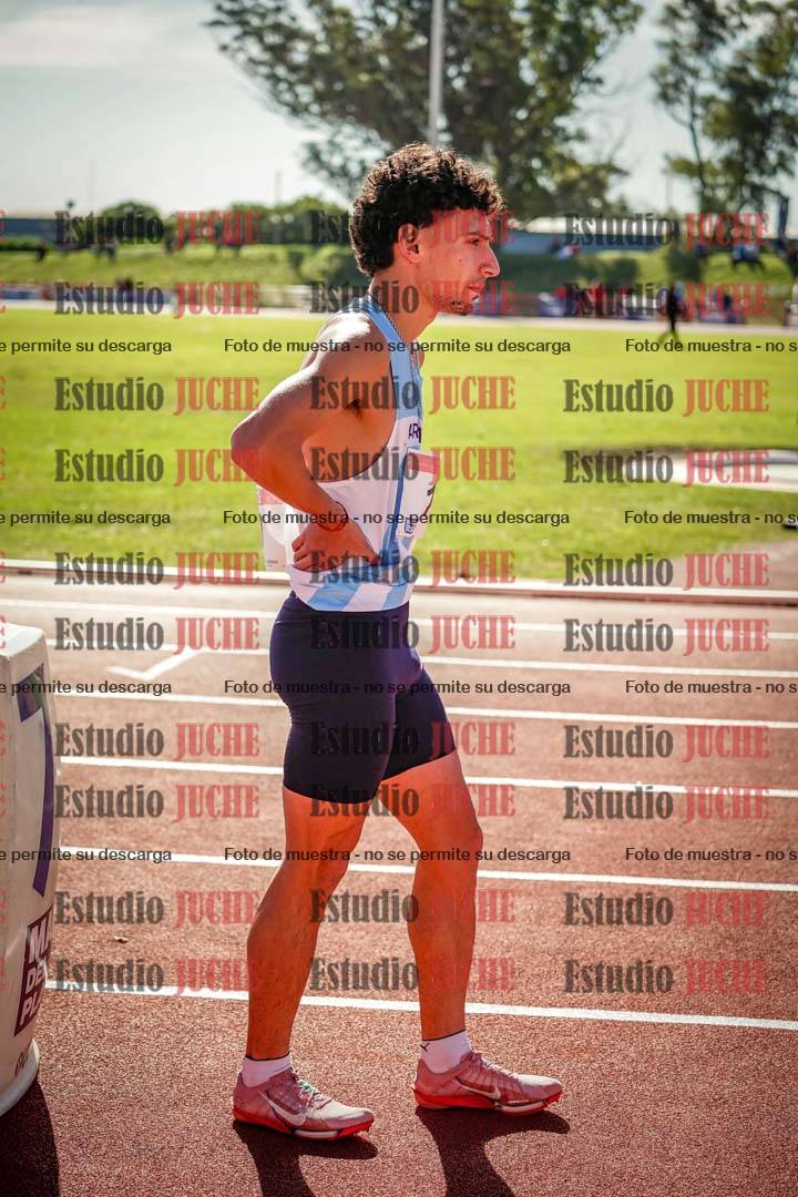 Fotos de los 800 m llanos de varones