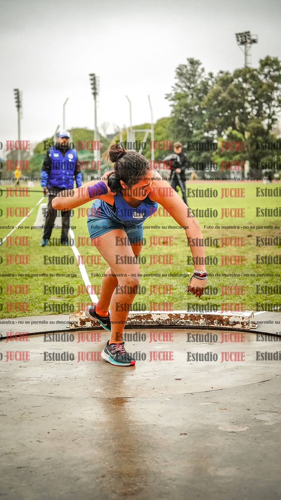 Fotos del lanzamiento de bala de mujeres - heptatlón 3