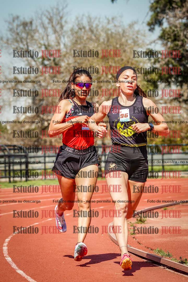 Fotos de los 1500 m llanos de mujeres