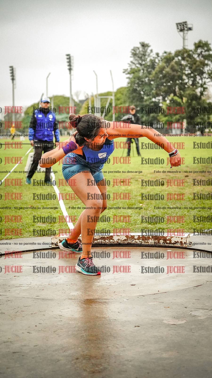 Fotos del lanzamiento de bala de mujeres - heptatlón 3