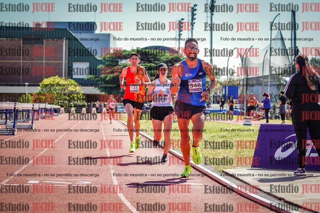 Fotos de los 10.000 m de mujeres y varones - serie 2