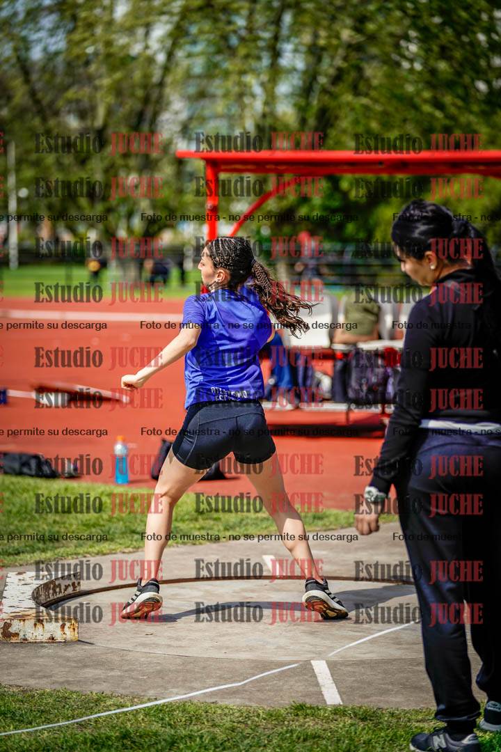Fotos del lanzamiento de bala de mujeres - hexatlón 3