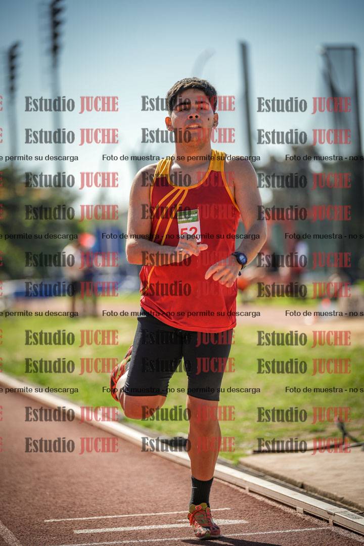 Fotos de los 800 m llanos de varones
