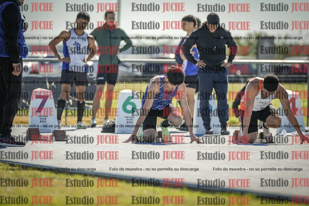 Fotos de los 100 m llanos de varones
