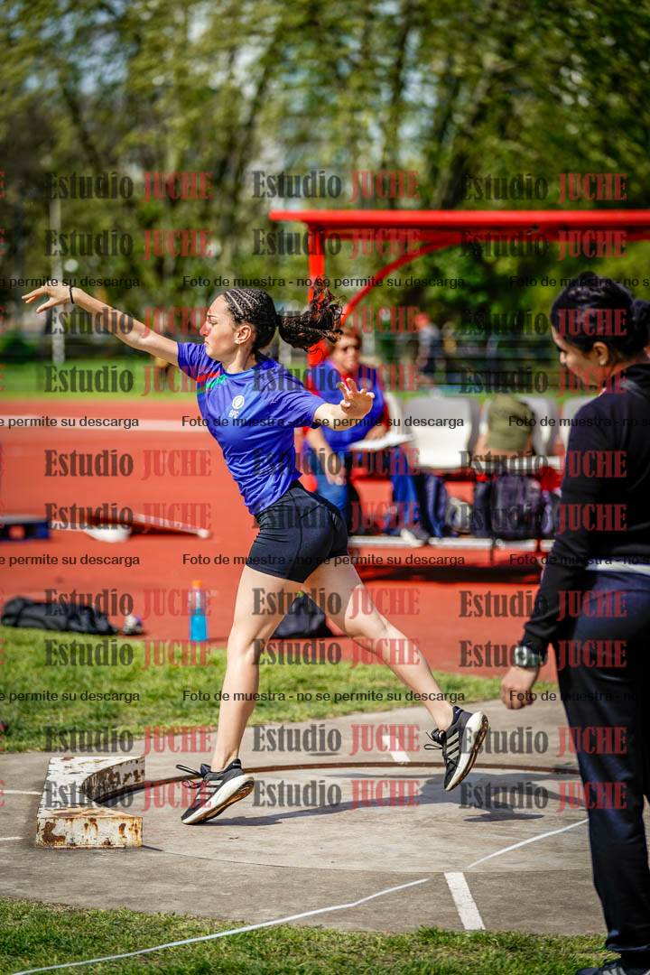 Fotos del lanzamiento de bala de mujeres - hexatlón 3