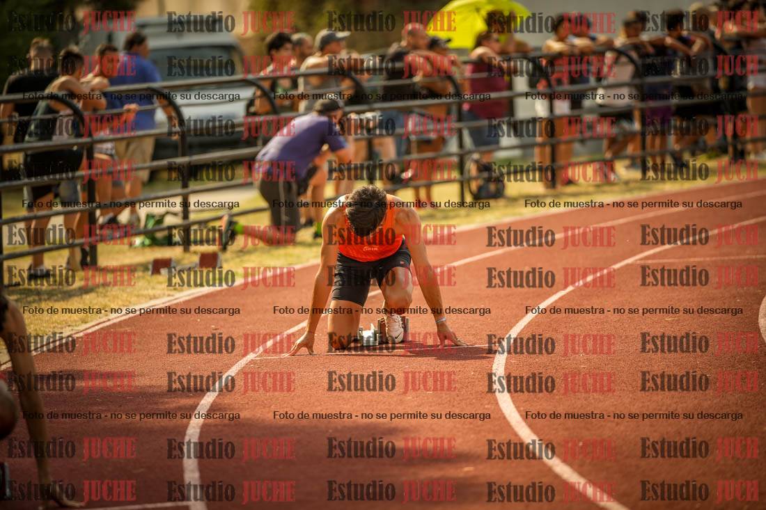 Fotos de los 400 m llanos de varones