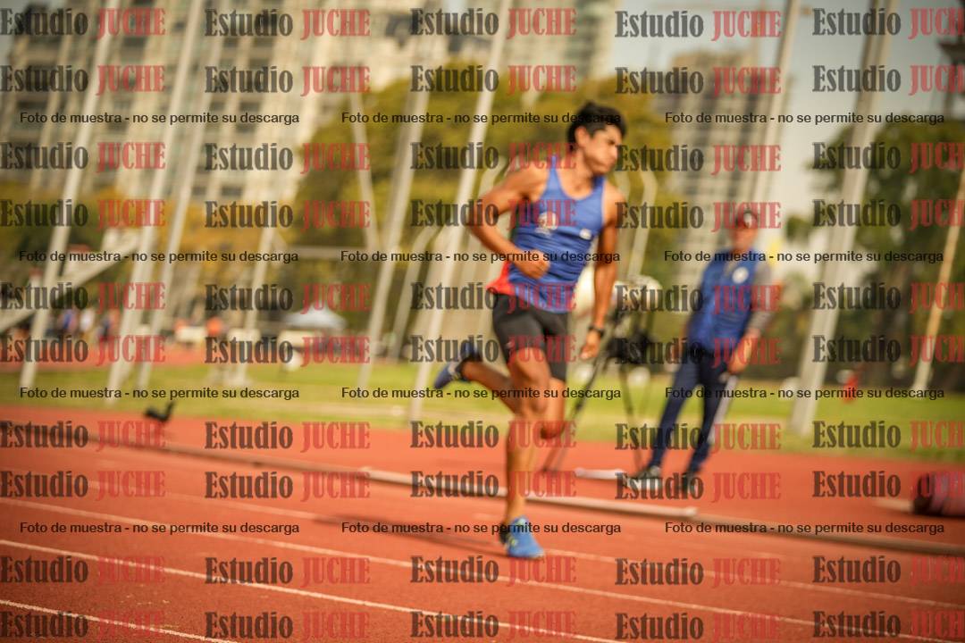Fotos de los 200 m llanos de varones