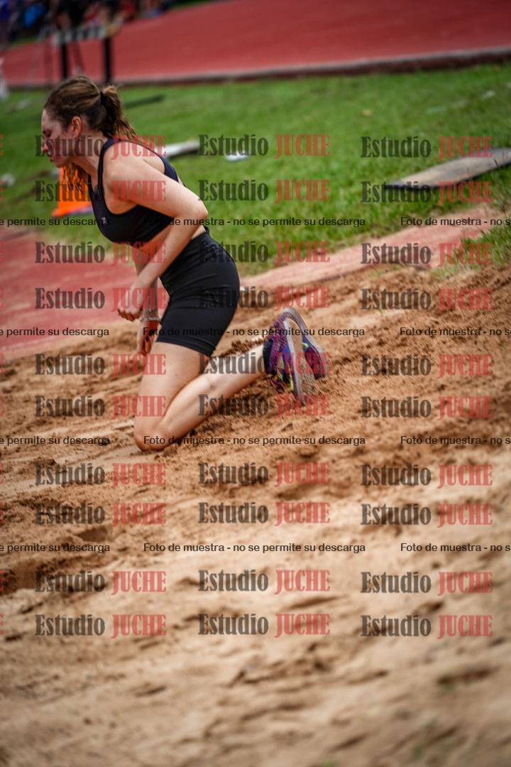 Fotos del salto triple - tabla de 8 y 10
