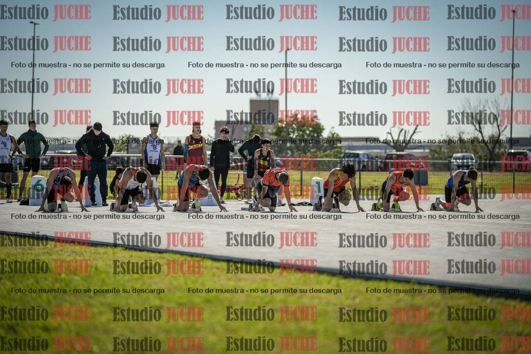 Fotos de los 100 m llanos de varones