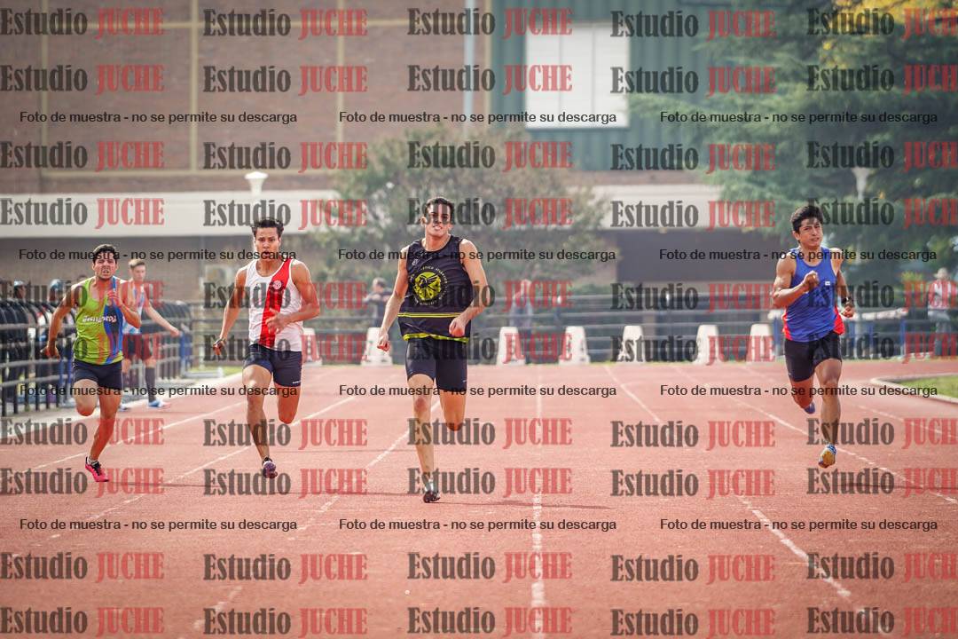 Fotos de los 200 m llanos de varones