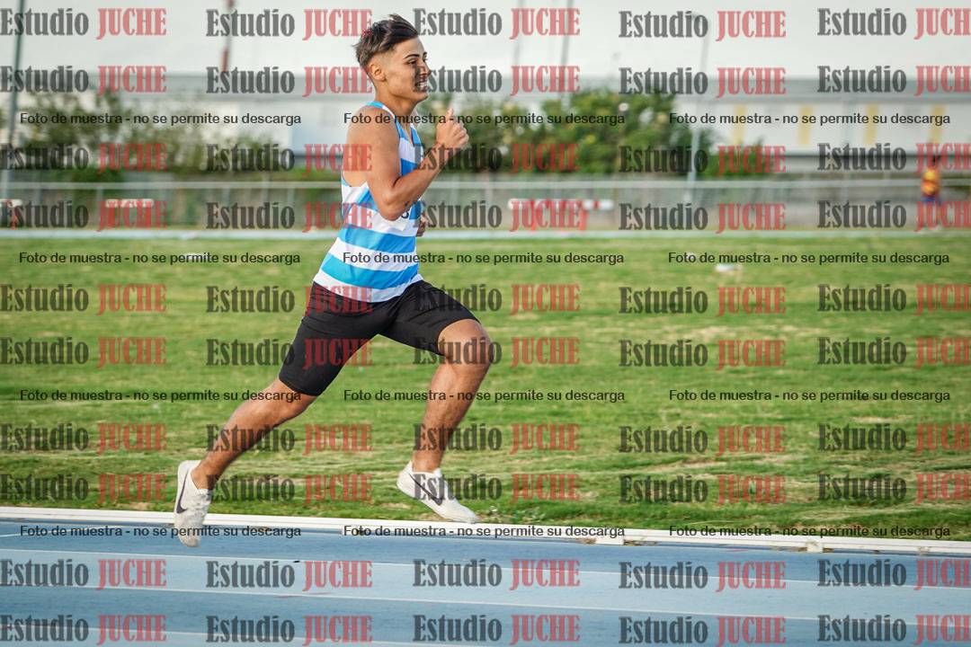 Fotos de los 800 m llanos de varones