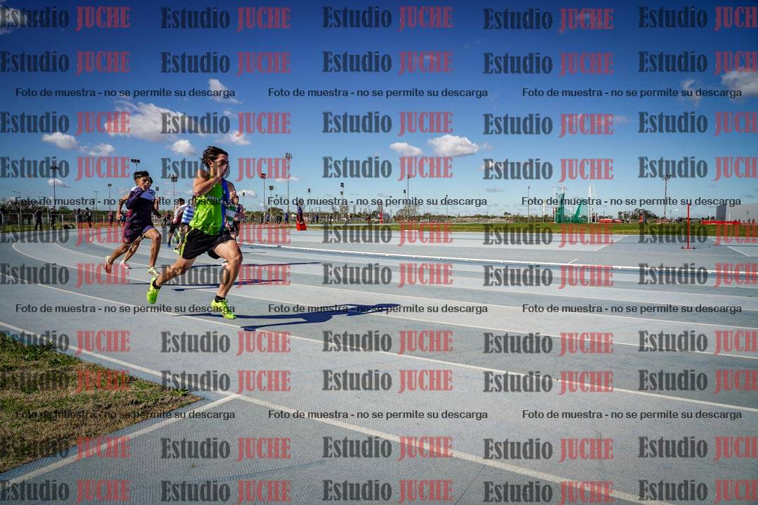 Fotos de los 200 m llanos de varones