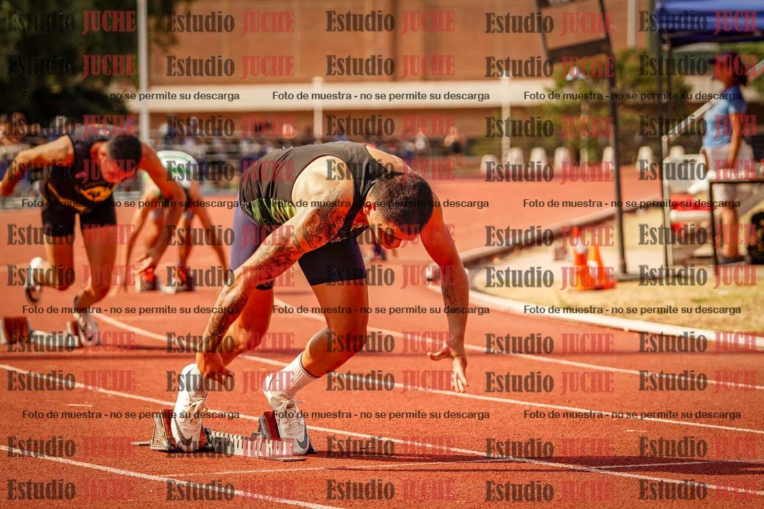 Fotos de los 400 m llanos de varones