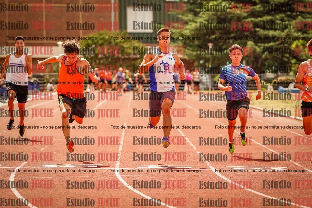 Fotos de los 100 m llanos de varones