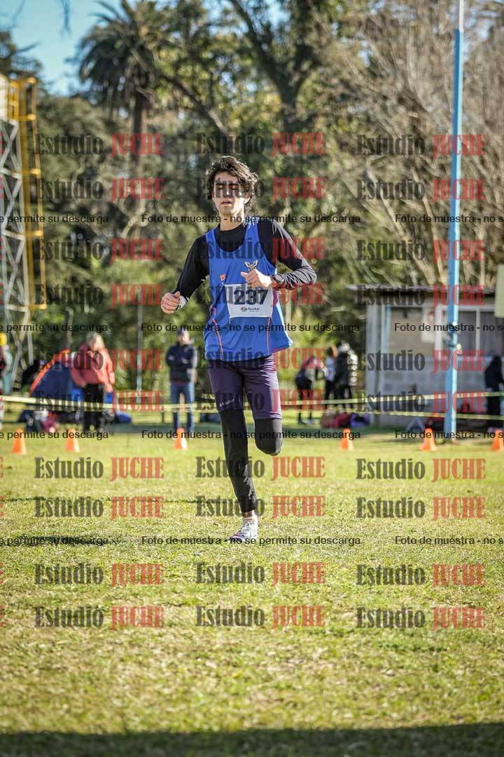 Fotos de la llegada del cross de 6000 m