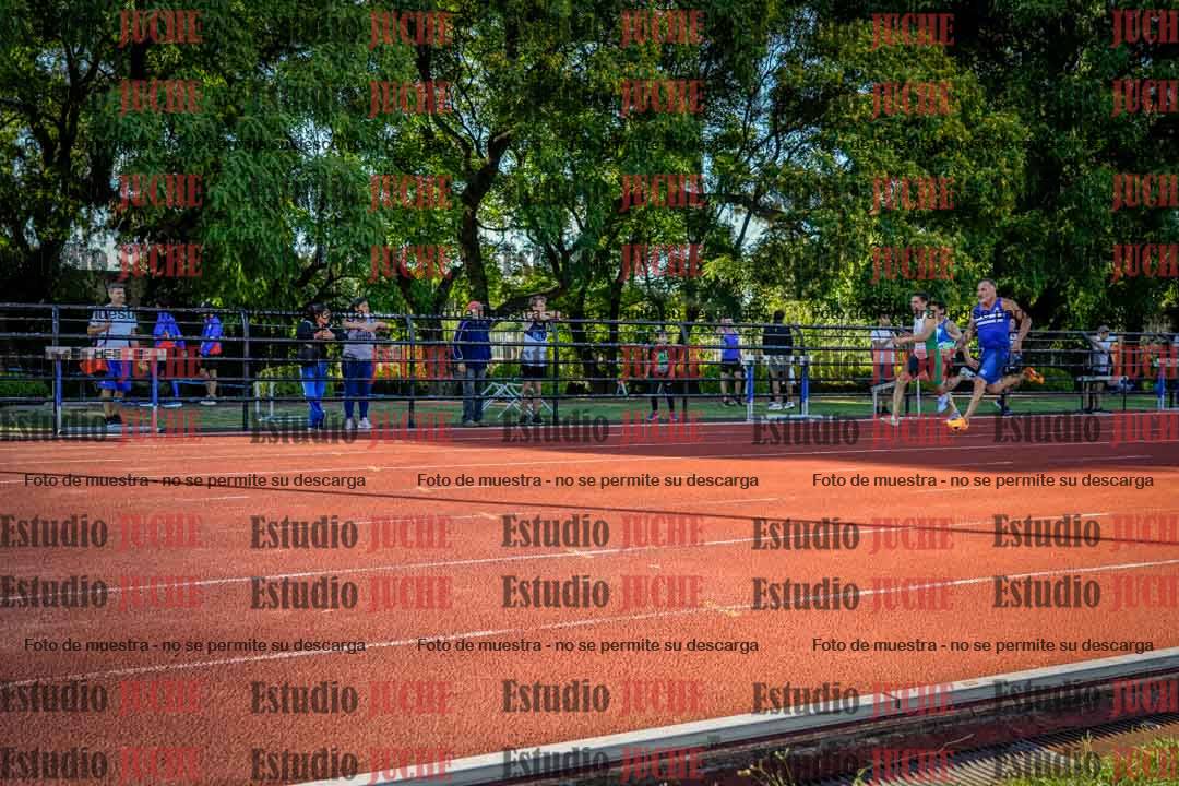 Fotos de los 100 m llanos de varones