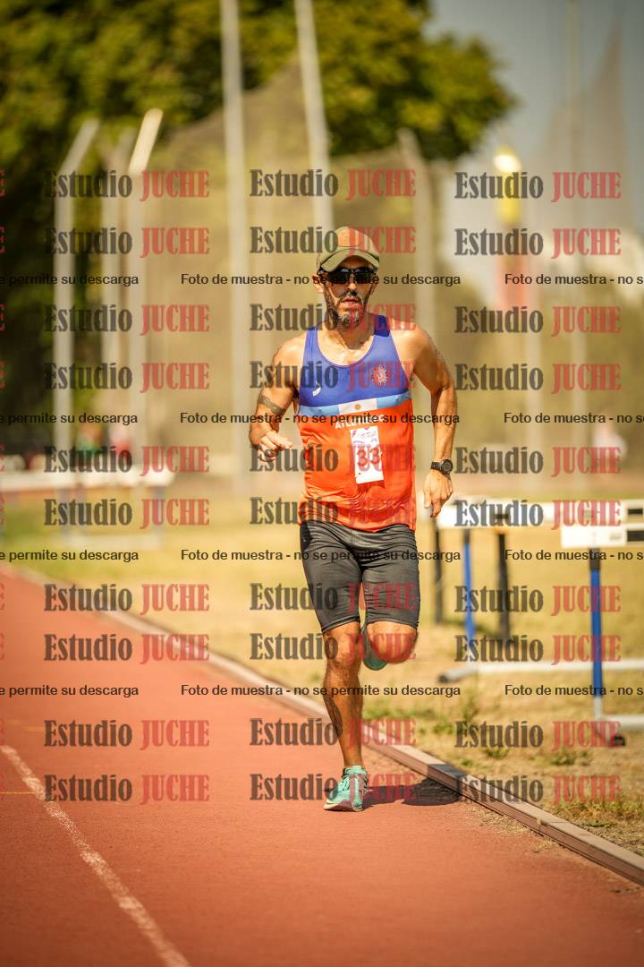Fotos de los 3000 m llanos de varones
