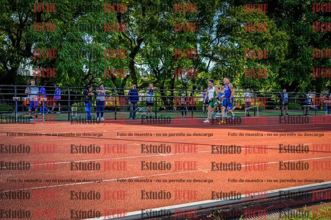 Fotos de los 100 m llanos de varones