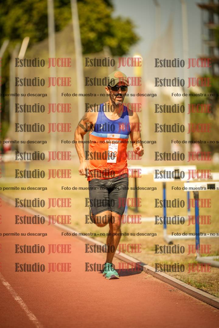 Fotos de los 3000 m llanos de varones