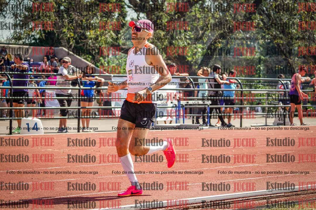 Fotos de los 800 m llanos de varones
