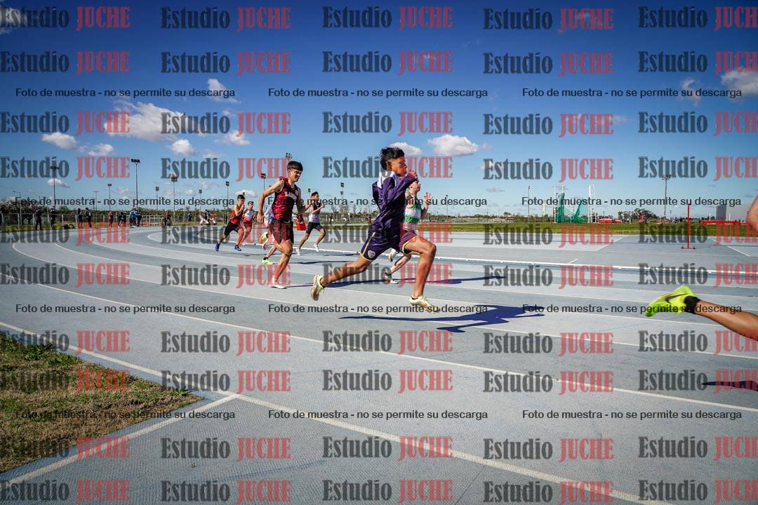 Fotos de los 200 m llanos de varones