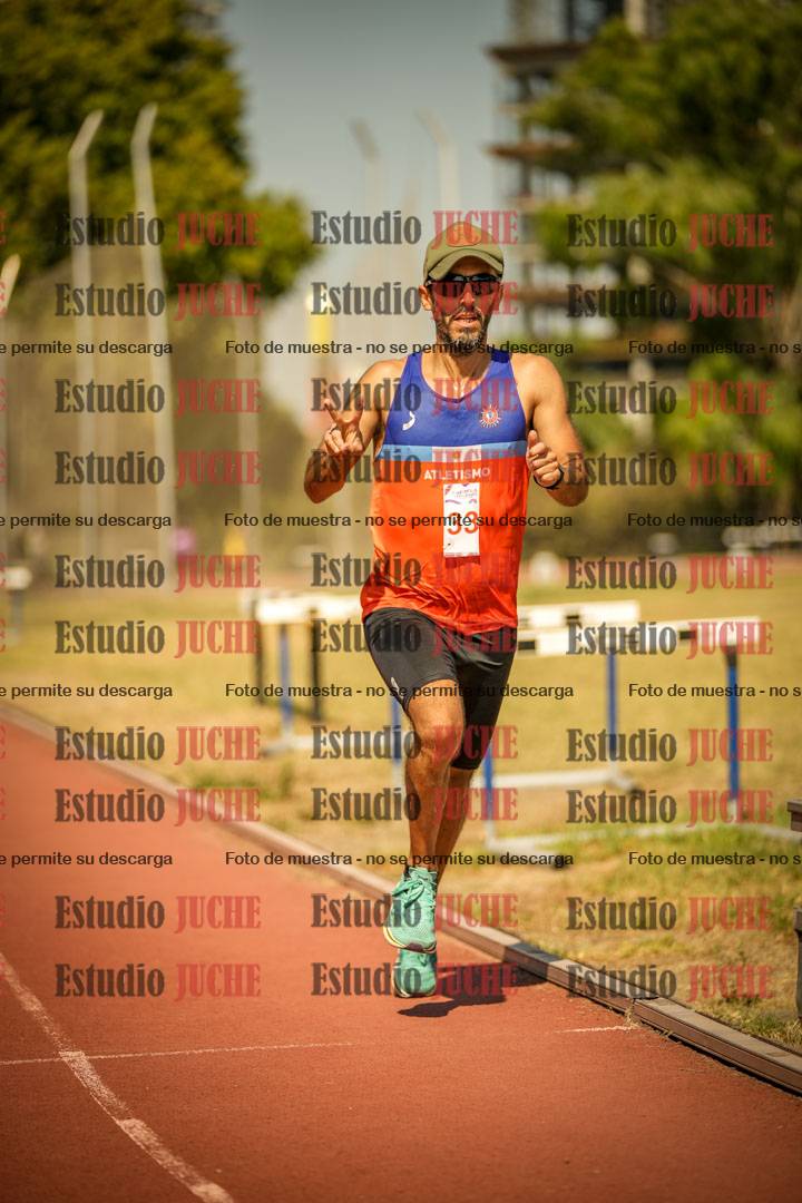 Fotos de los 3000 m llanos de varones