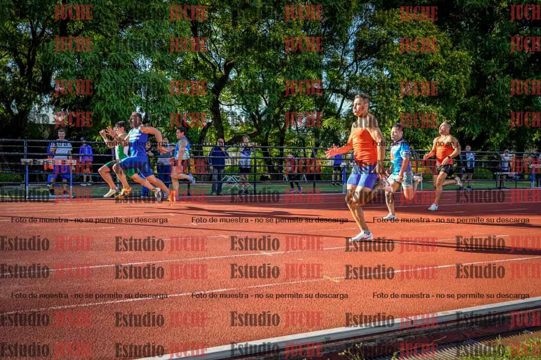 Fotos de los 100 m llanos de varones