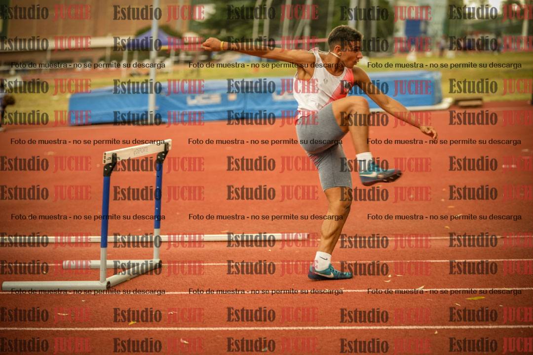 Fotos de los 400 m con vallas de varones