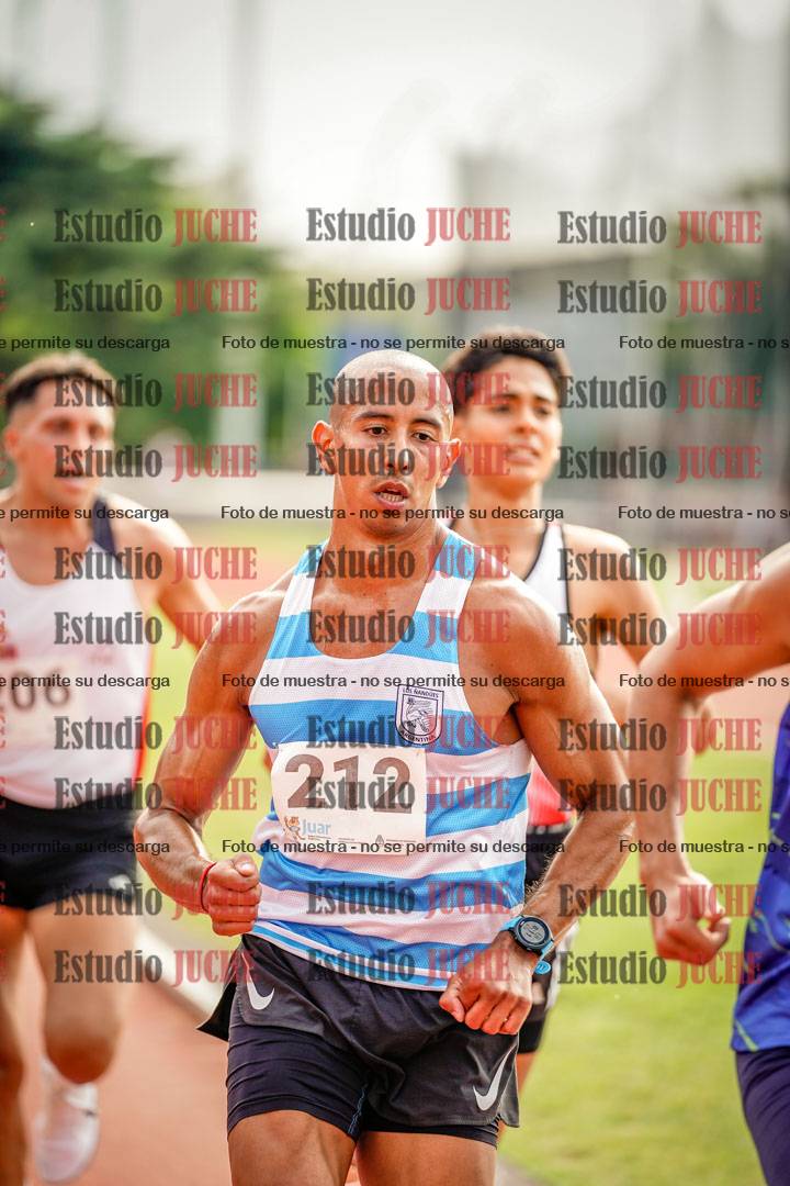 Fotos de los 3000 m llanos de varones