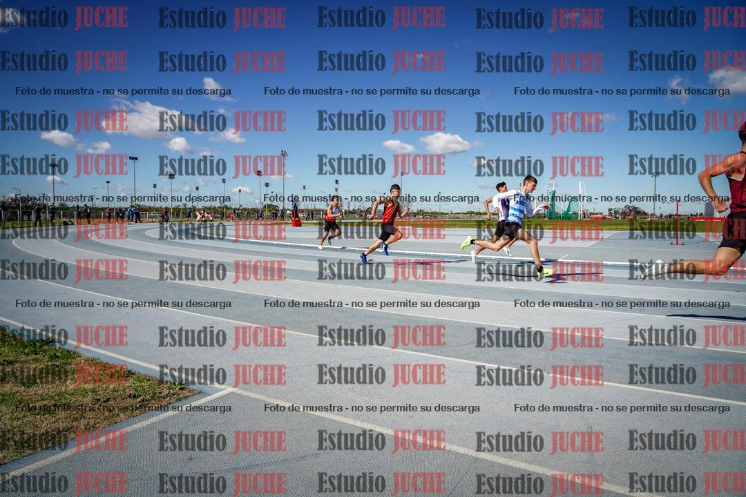 Fotos de los 200 m llanos de varones