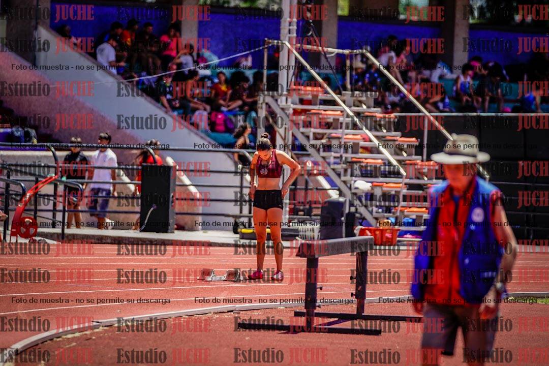 Fotos de los 400 m con vallas de mujeres