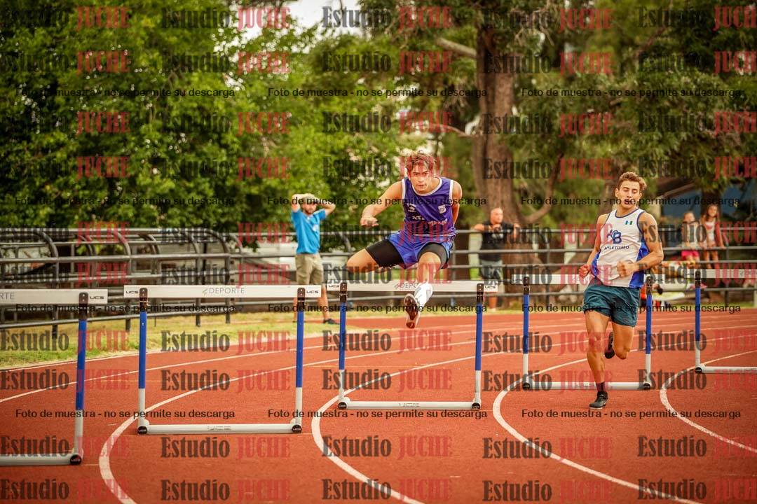 Fotos de los 400 m con vallas de varones