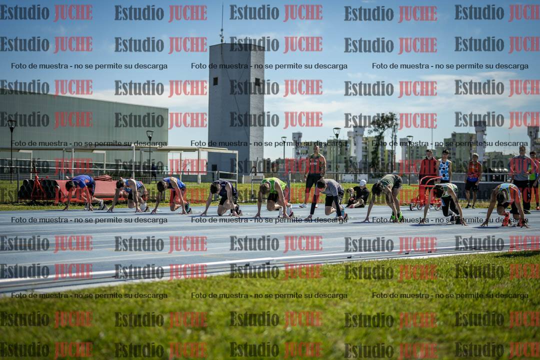 Fotos de los 100 m llanos de varones