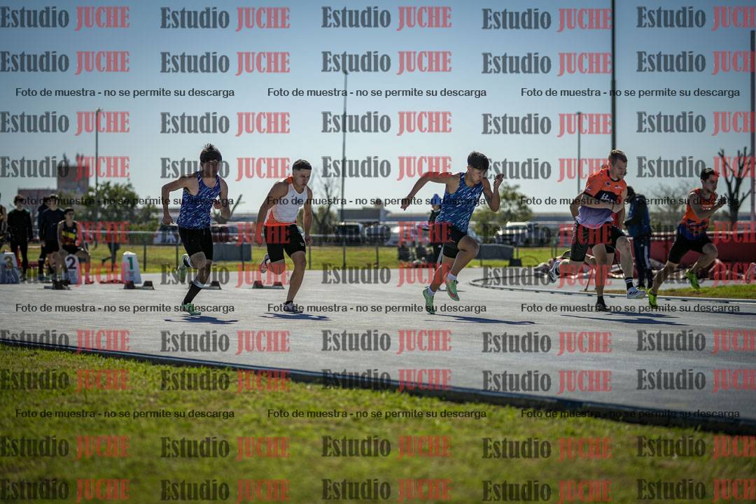 Fotos de los 100 m llanos de varones