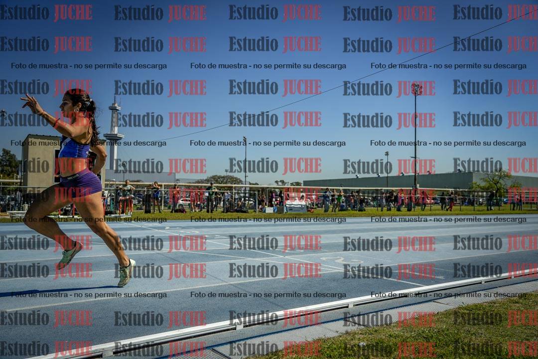 Fotos de los 200 m llanos de mujeres - heptatlón 4