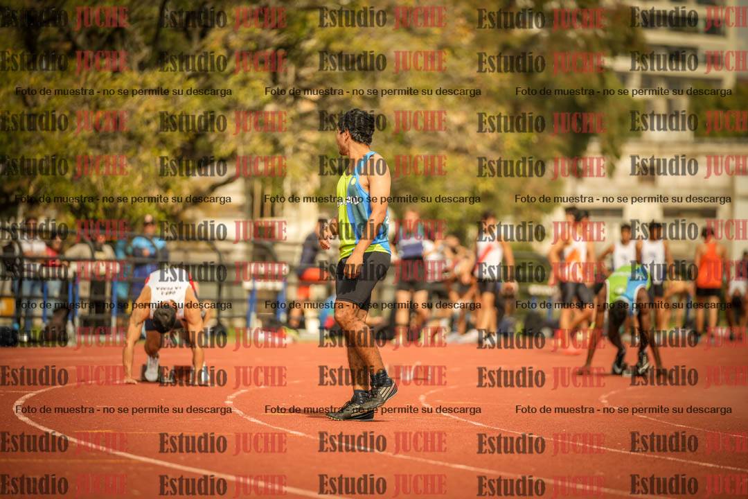 Fotos de los 200 m llanos de varones