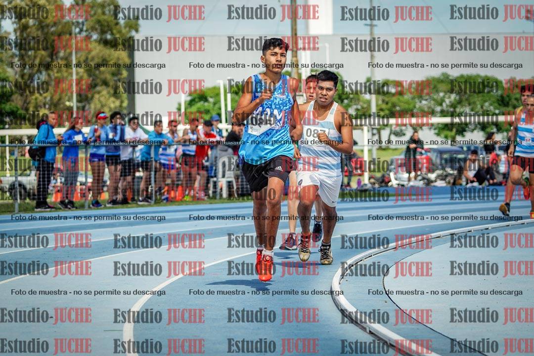 Fotos de los 1000 m llanos de varones