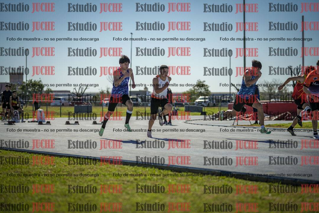 Fotos de los 100 m llanos de varones